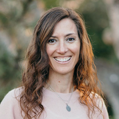 A photograph of Laura Davis.